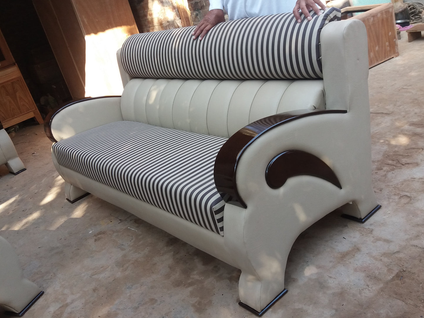 🛋️ SF-03 | 5 Seater Leather Sofa Set