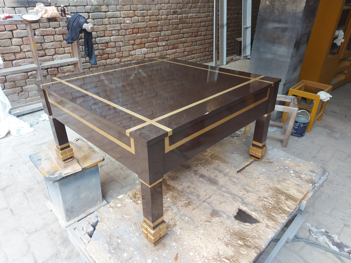 Premium Center Table
