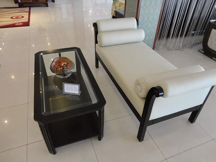 Premium Center Table