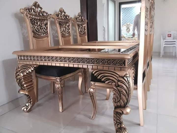 dinning table