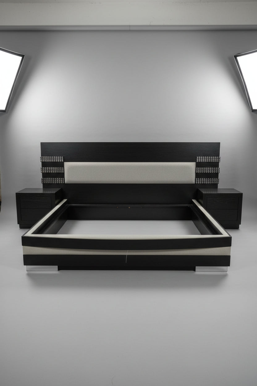 DB 006 – Luxury Black Bedroom Set