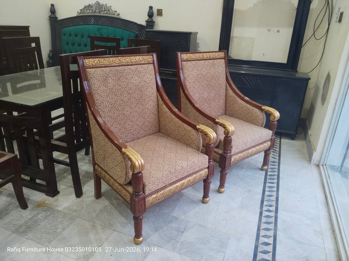 ✨ Classic Hand-Carved Wooden Chairs ✨
